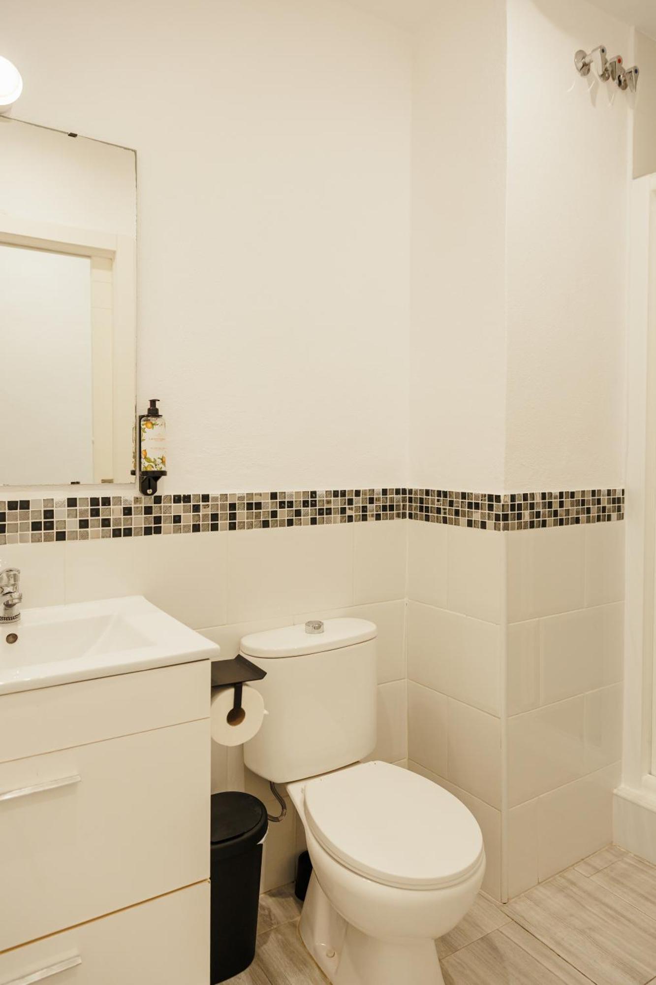 Astuto 21 Suites - Adults Only Jerez de la Frontera Extérieur photo